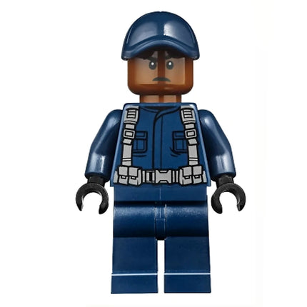 LEGO Minifigure - ACU Tracker - Male, Dark Blue Cap, Reddish Brown Head (2018) [JURASSIC WORLD]